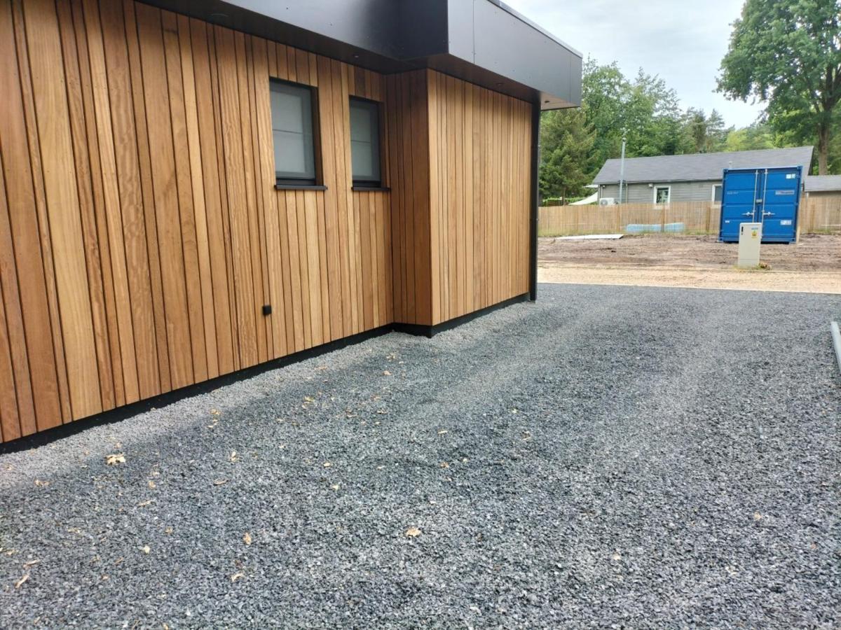 Theressa - Free Wifi En Netflix Zutendaal Exterior foto